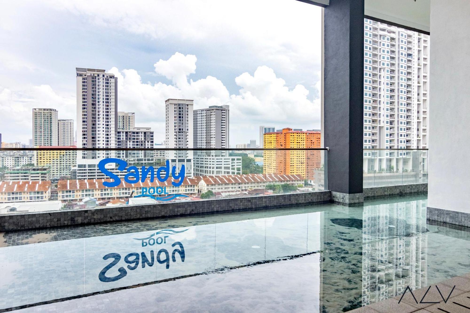 Urban Suites, Spectre Collection By Stellar Alv Jelutong Dış mekan fotoğraf
